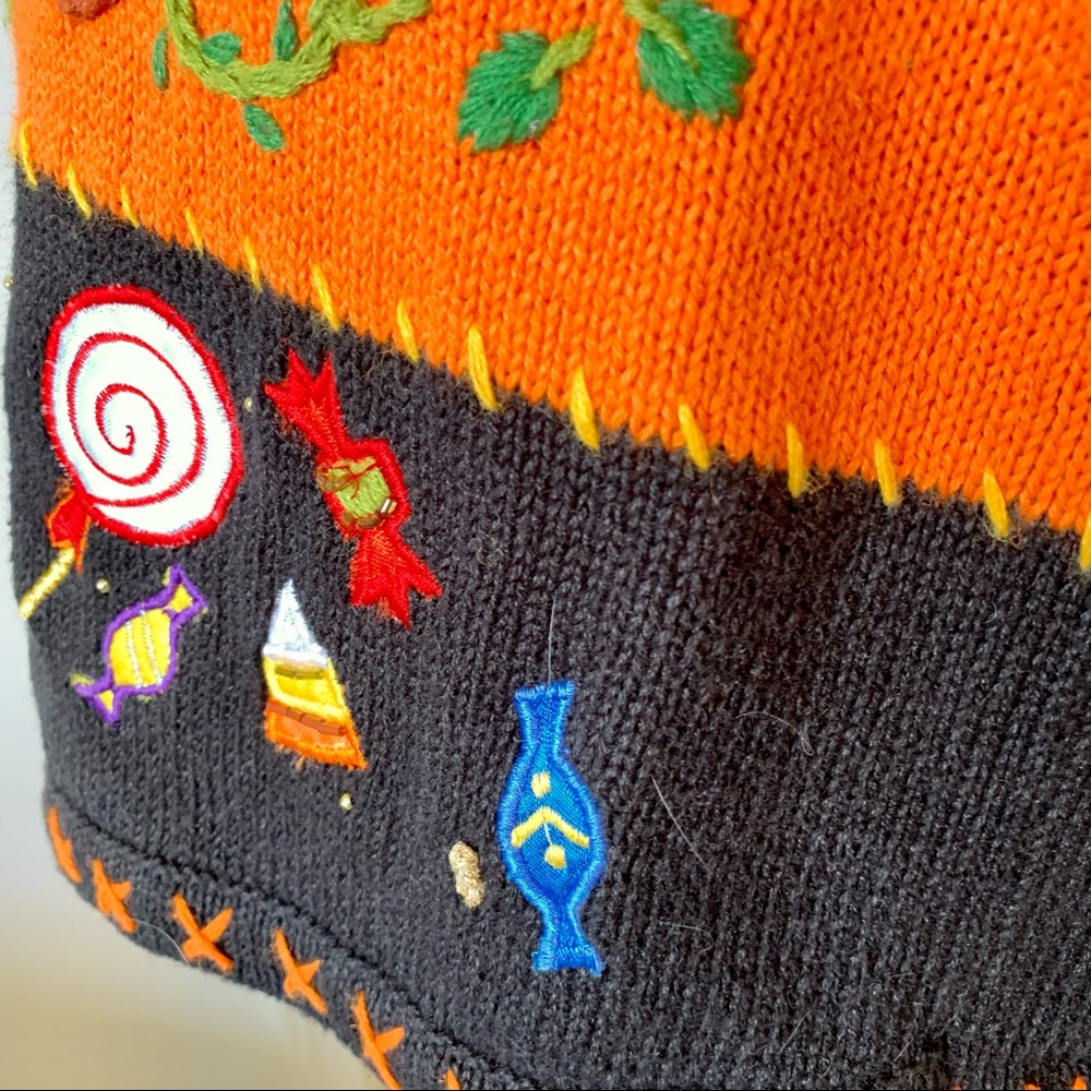 BASIC EDITIONS Embroidered Halloween Vest—SZ. L - Picture 5 of 16